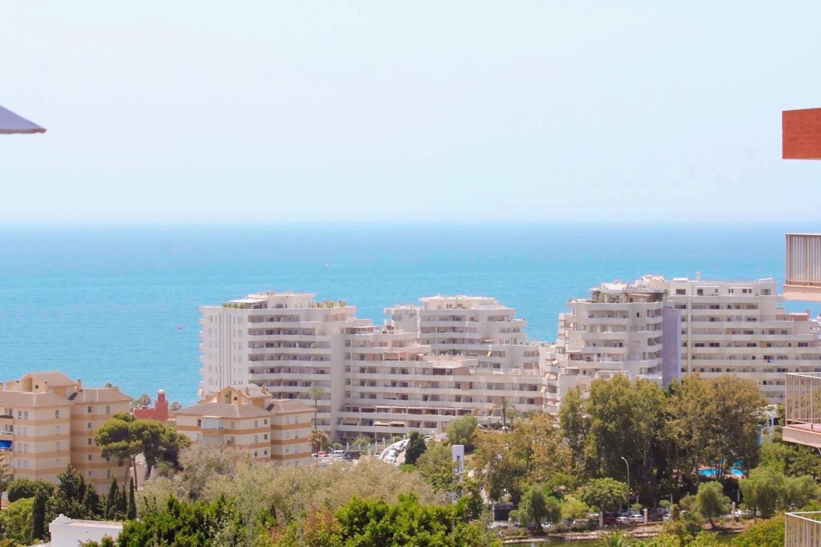 Bythewave Apartments بينالماذينا المظهر الخارجي الصورة
