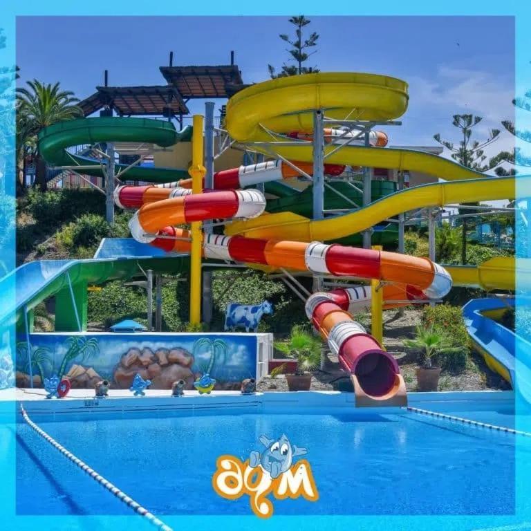 Bythewave Apartments بينالماذينا المظهر الخارجي الصورة