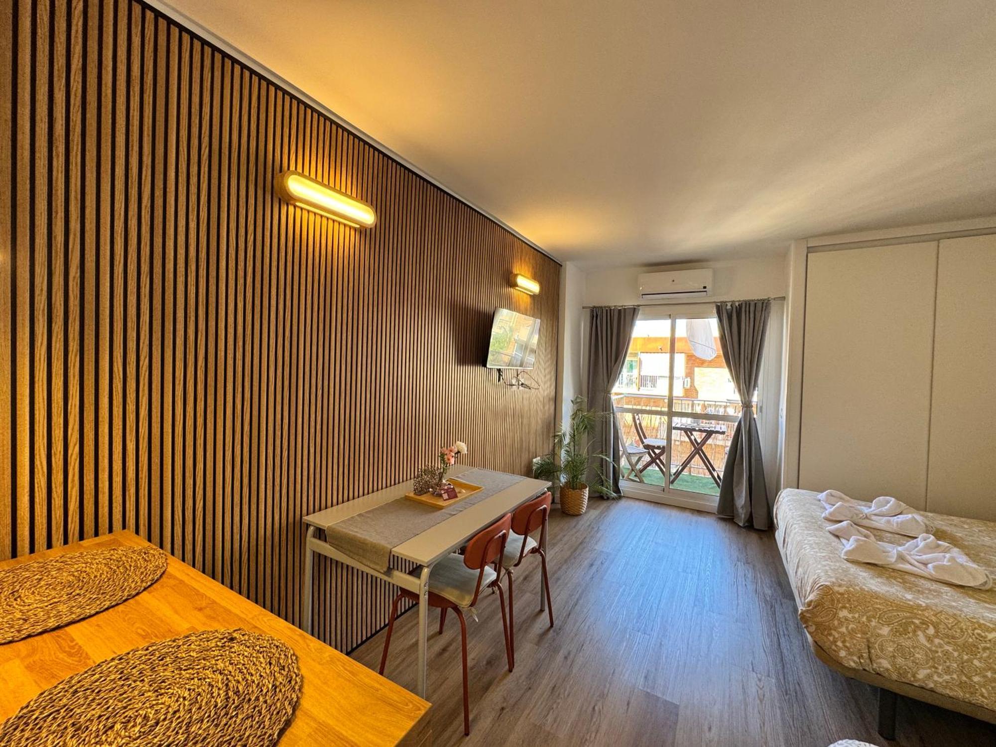 Bythewave Apartments بينالماذينا المظهر الخارجي الصورة